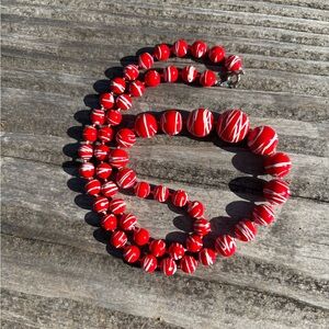 Vintage Acrylic Graduated Bead Necklace